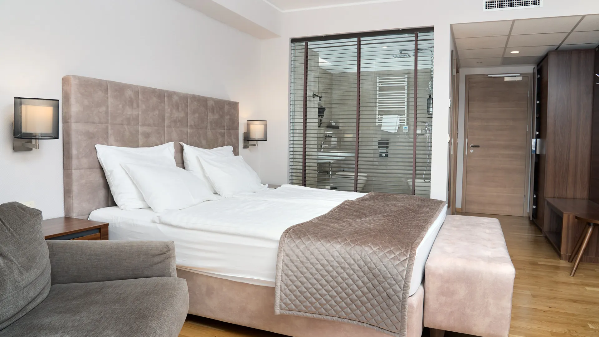 King Superior Zimmer - Hotel Marina - Izola - Slowenien